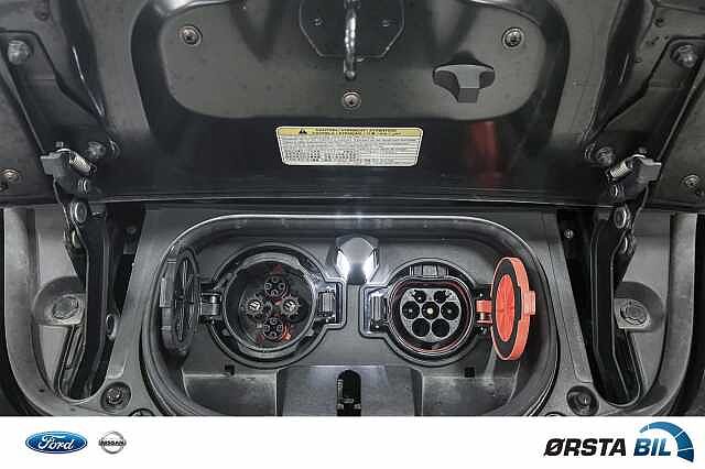 Nissan Leaf N-Connecta