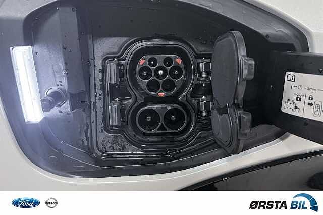 Nissan Ariya Advance 2WD