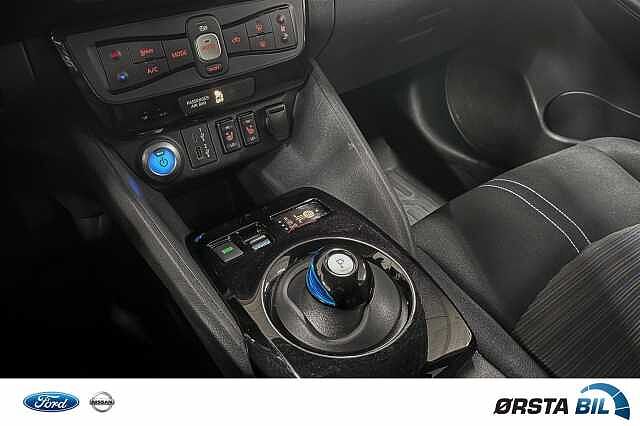 Nissan Leaf N-Connecta